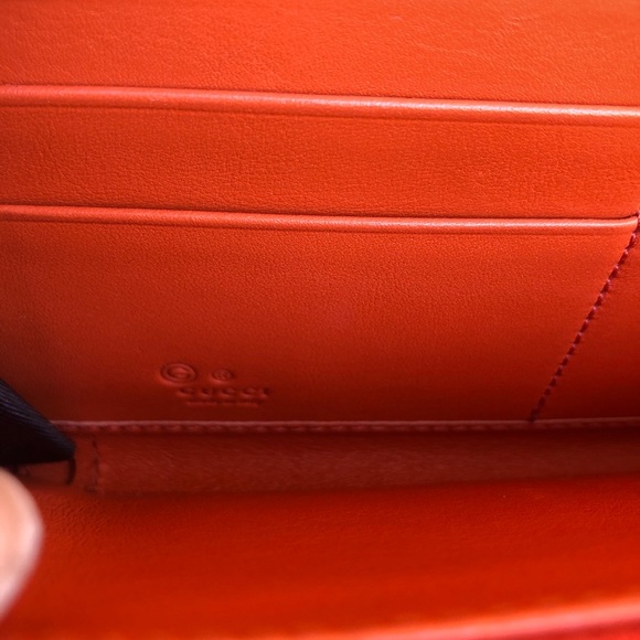 GUCCI WALLET - Picture 5 of 9